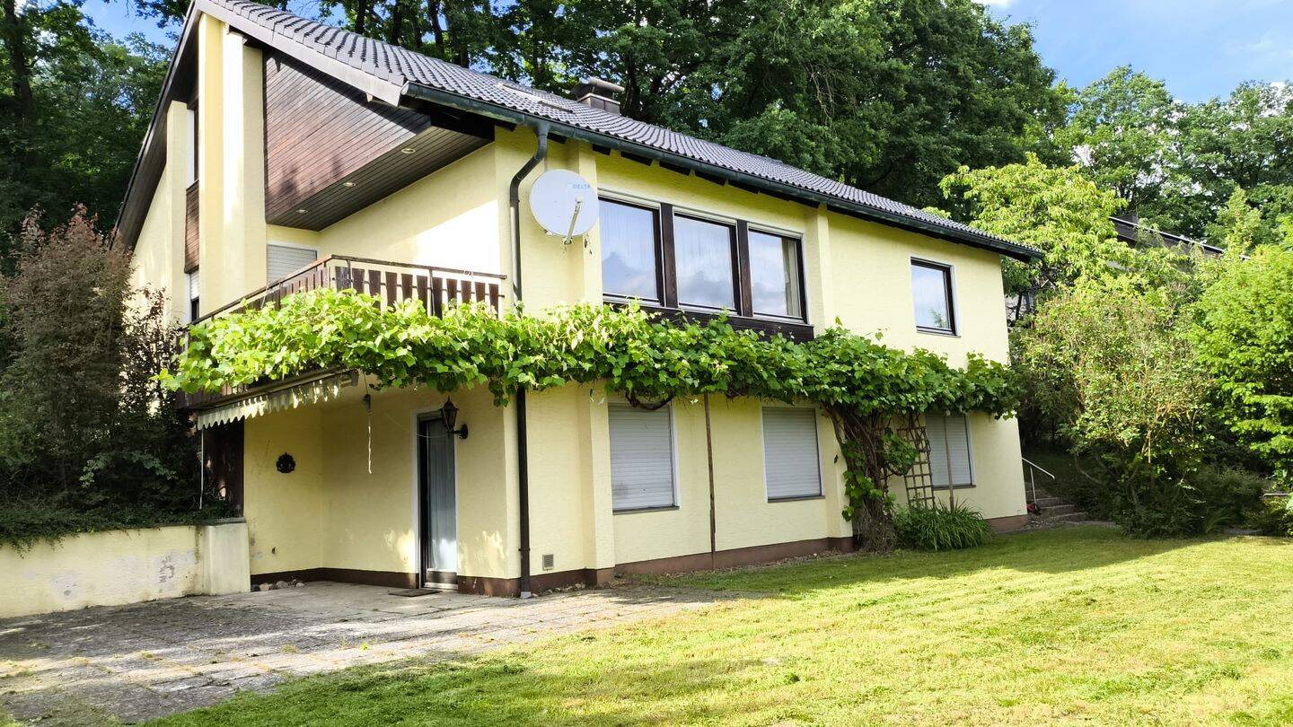 Wohnhaus in sonniger Kulmbacher Hanglage von privat zu verkaufen, 95326 Kulmbach