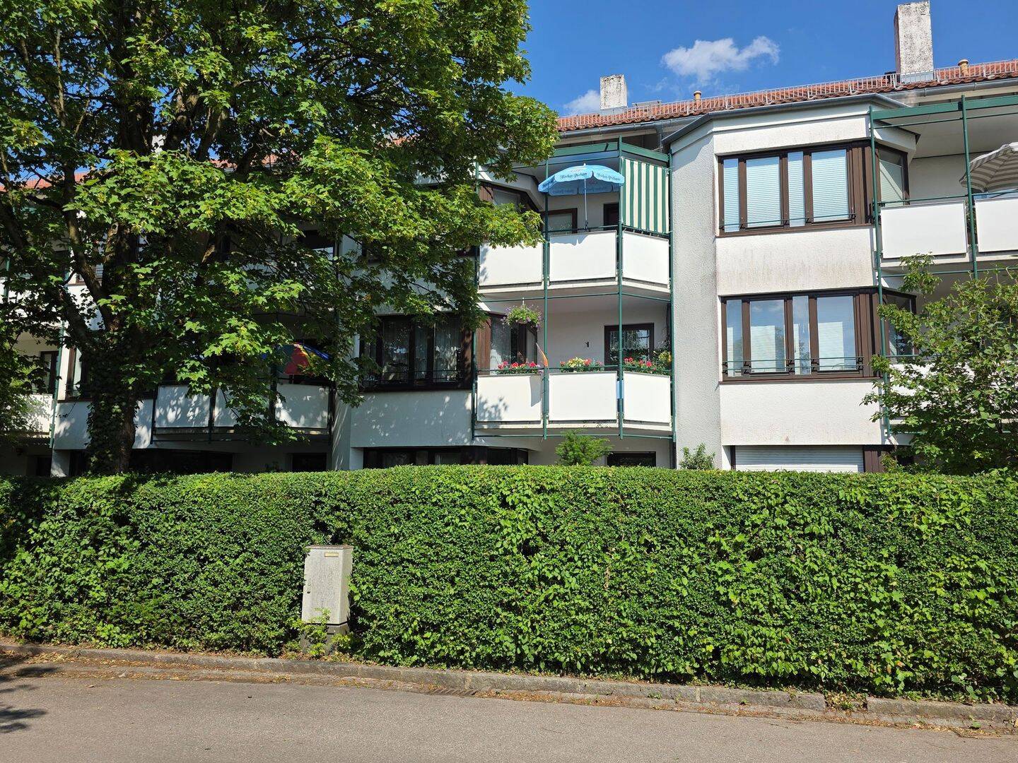 Erstbezug nach Modernisierung! Ruhige und gemütliche 2-Zimmer-Wohnung direkt am Ortspark…., 82008 Unterhaching
