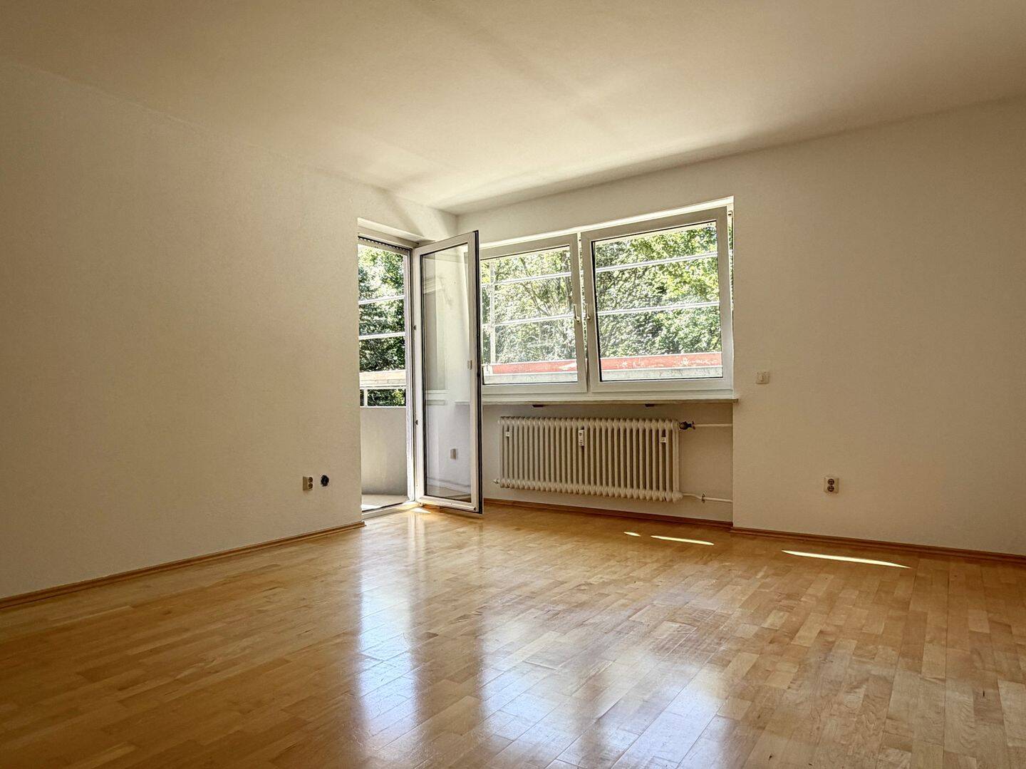 Bezugsfrei – Helle 3-Zimmer-Wohnung mit Süd-Balkon in Milbertshofen, 80935 München (Feldmoching-Hasenbergl Milbertshofen-Am Hart)