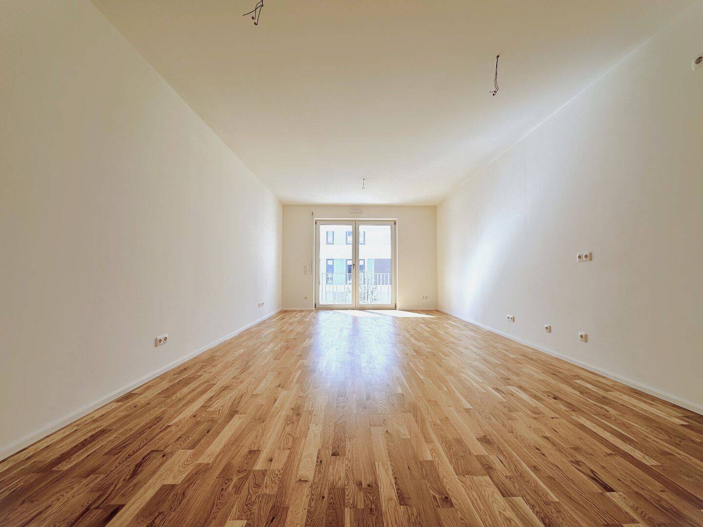 2-Zimmer-Wohnung mit Süd-West-Balkon, Tiefgaragenstellplatz in Kirchheim bei München, 85551 Kirchheim b. München