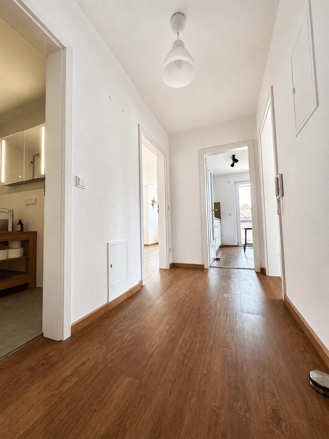 Exklusive 2-Zimmer-Wohnung mit zwei Balkonen, 90453 Nürnberg