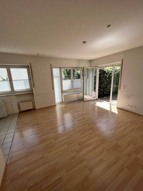 1-Zimmer-Wohnung mit Terrasse, 39qm, inkl. Küche, 91052 Erlangen (Anger Erlangen-Ost Erlangen-Süd Innenstadt)