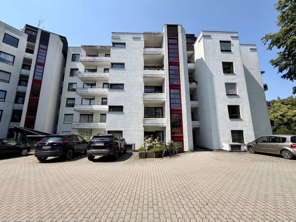 Attraktive 2-Zimmer-EG-Wohnung mit zwei Balkonen in innenstadtnaher Lage von Coburg, 96450 Coburg