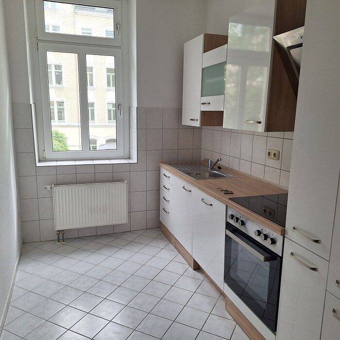 Erkerwohnzimmer – Tageslicht Dusche und Wanne und Gäste WC, 9113 Chemnitz