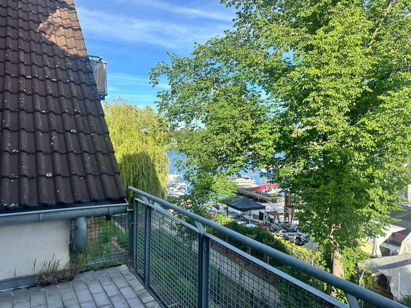 Wunderschöne 1 Zimmer Wohnung mit Einbauküche und Terrasse direkt am Wasser in Grünau, 12527 Berlin (Treptow-Köpenick Grünau Karolinenhof Schmöckwitz)