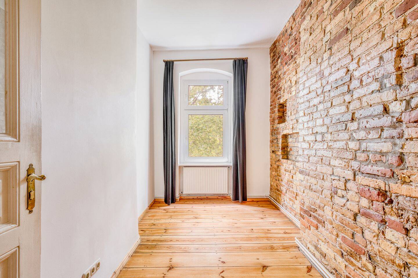 Modernisierte Altbauwohnung im Herzen von Berlin-Steglitz – 12163 Berlin – Bild 1 von 3