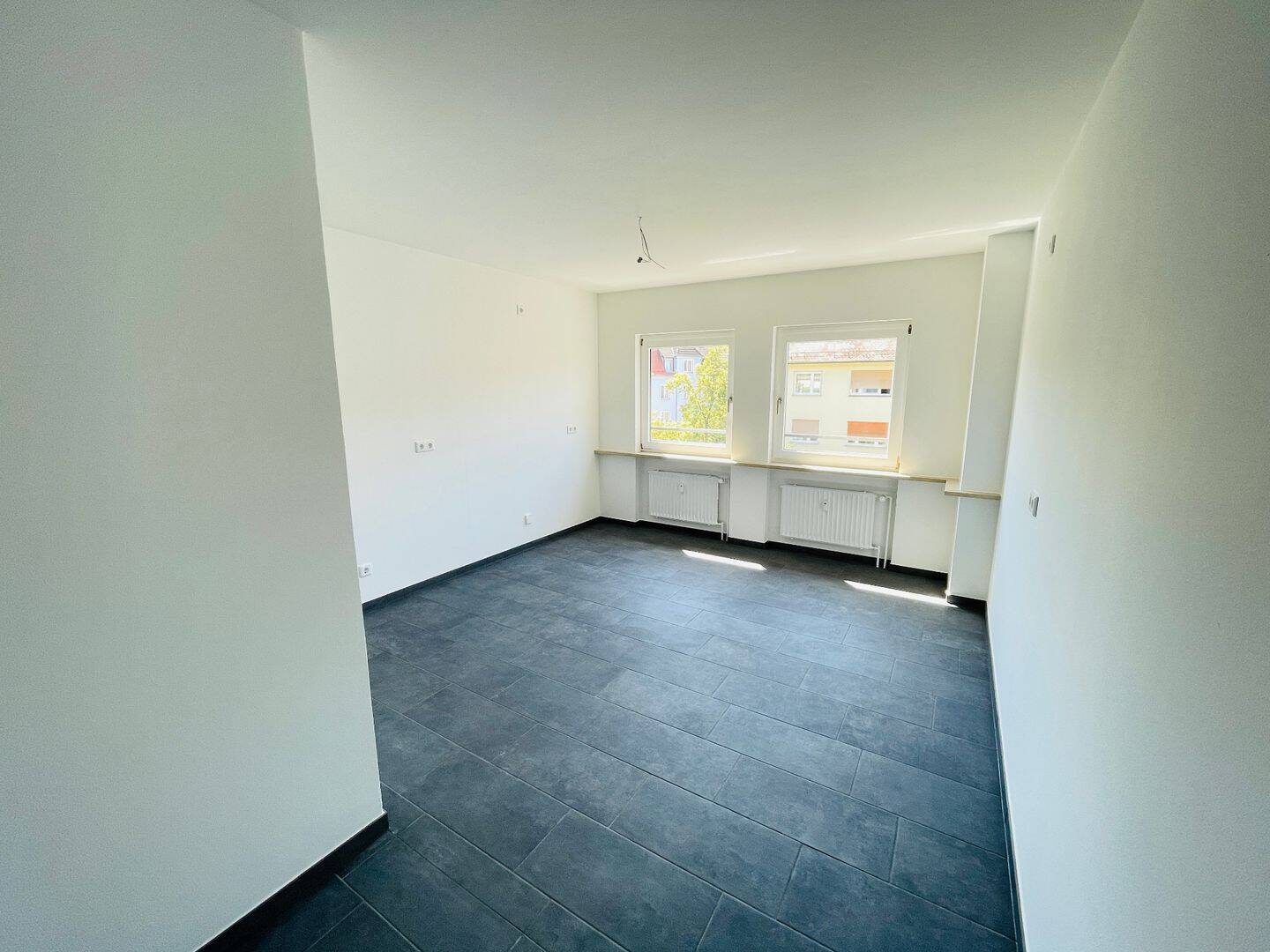 Großzügige 3-Zimmer-Wohnung mit EBK, 90461 Nürnberg