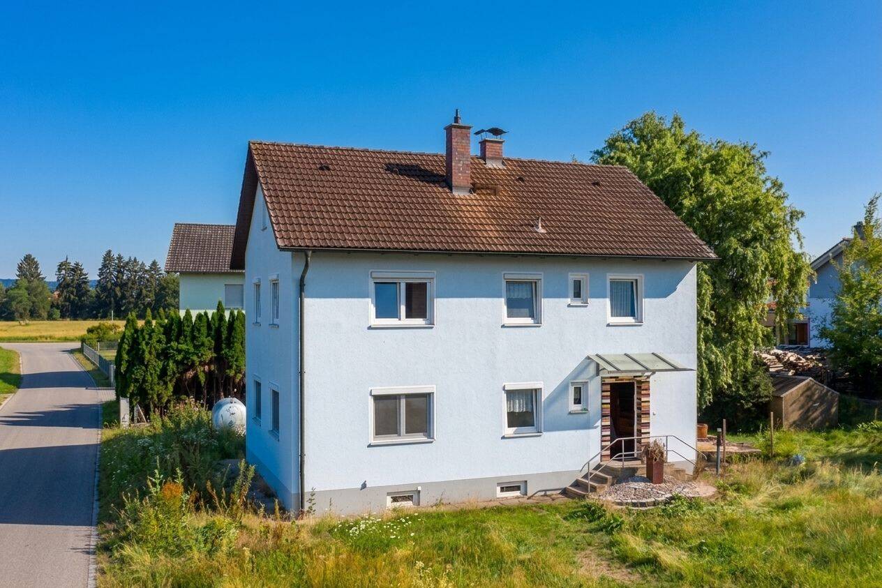 Einfamilienhaus in Höfen/Dingolfing  zu verkaufen, 84130 Dingolfing