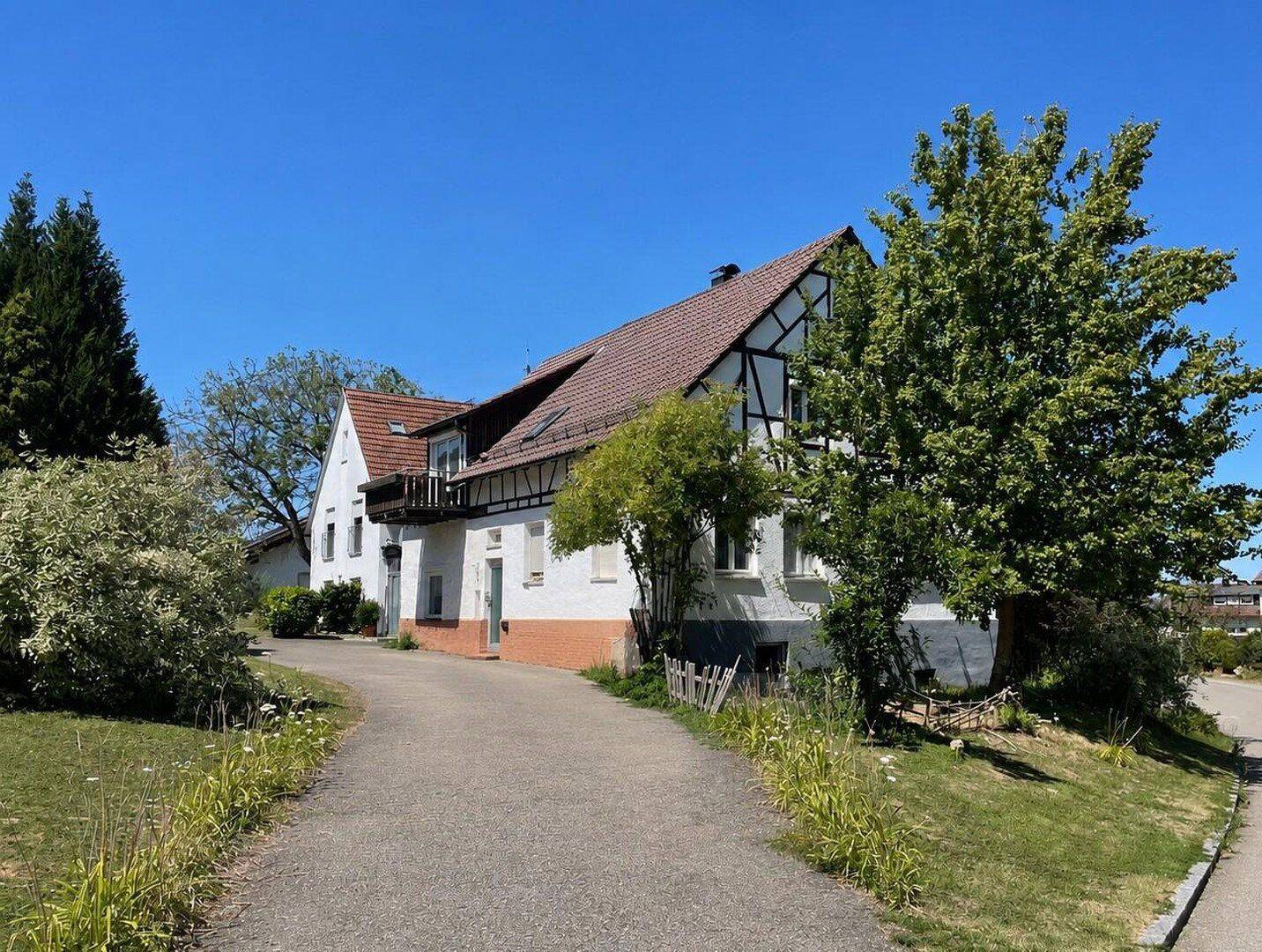 Verkauf des Wohngebäudes Eberdinger Weg 9 in Ditzingen-Heimerdingen, 71254 Ditzingen