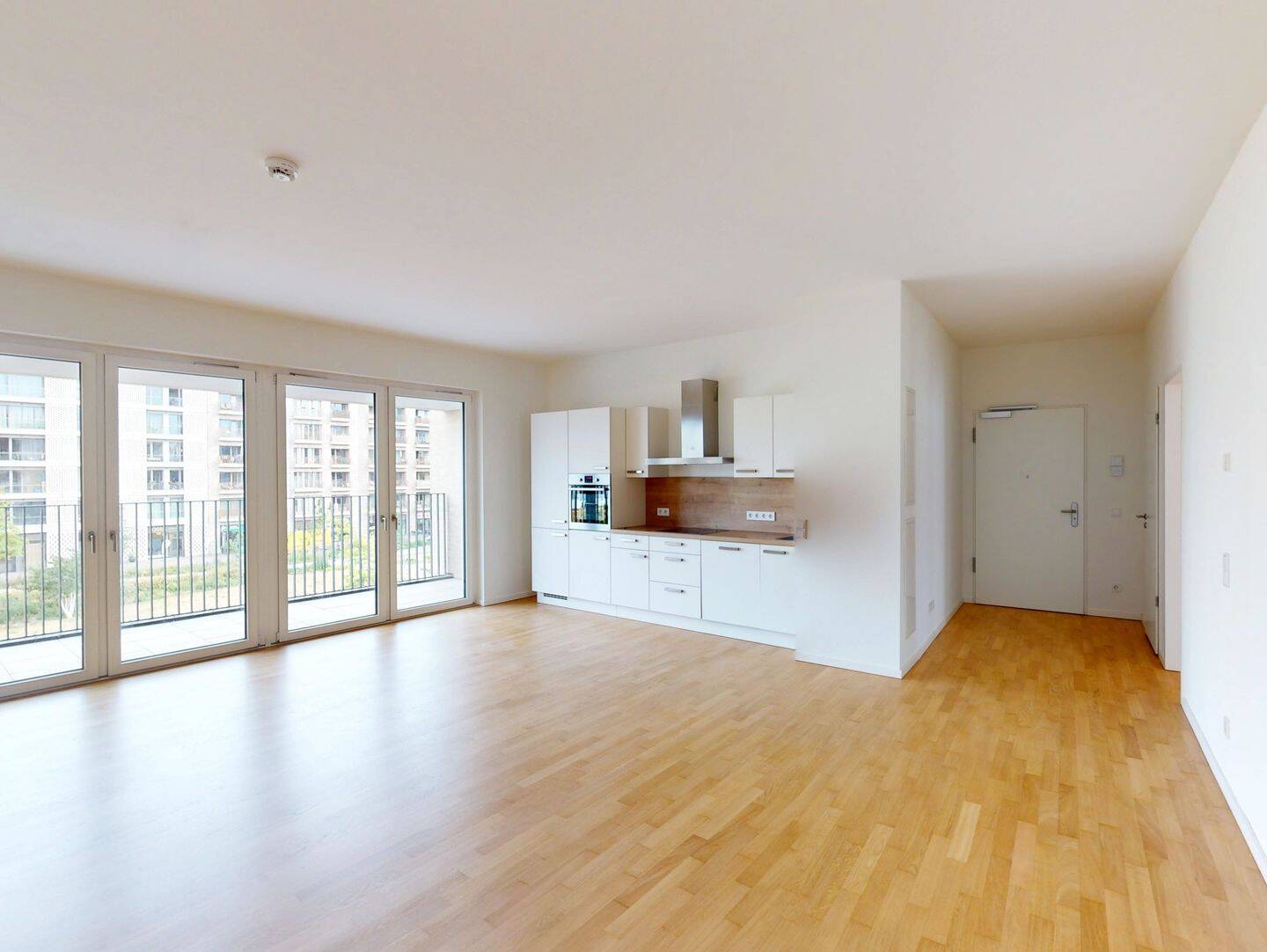 Leben am Wasser: Exklusive 3-Zimmer-Wohnung mit Spreeblick in Berlin-Mitte, 10557 Berlin (Mitte Hansaviertel Moabit Tiergarten)