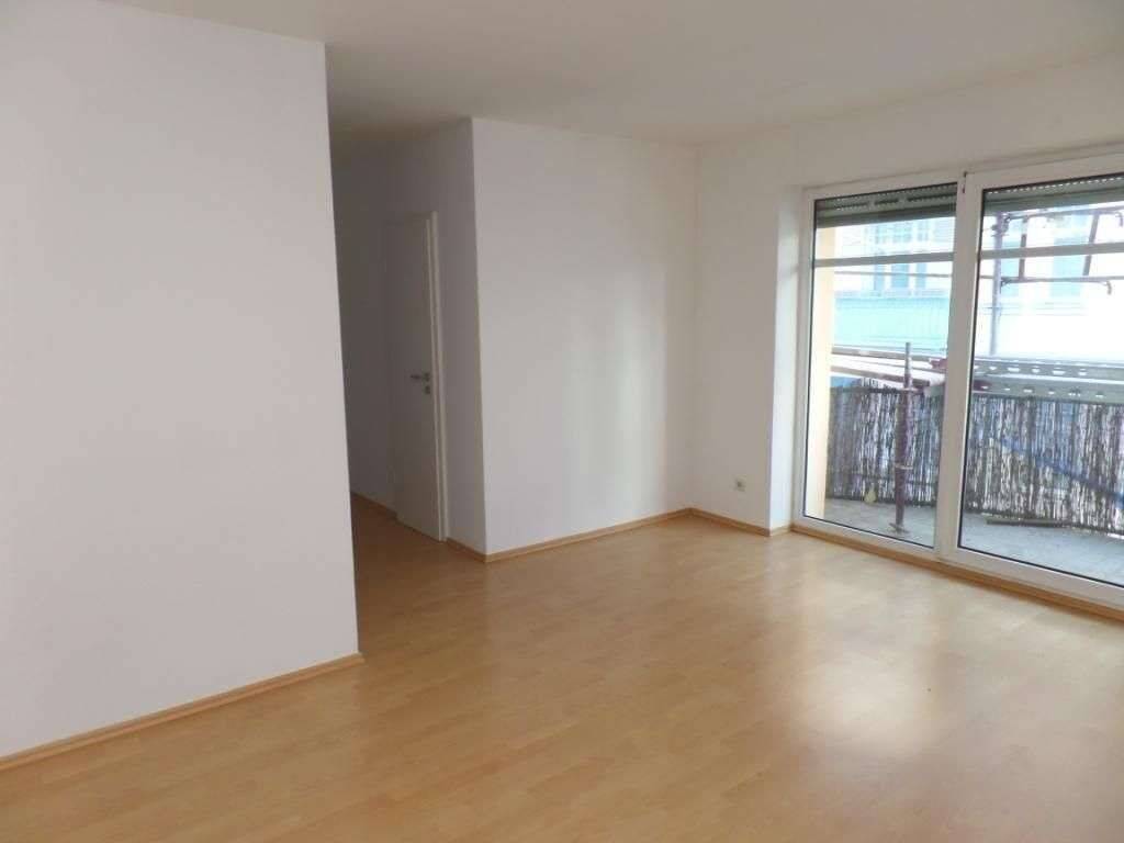 großzügig geschnittene 2-Raumwohnung mit Balkon in guter Lage, 7749 Jena