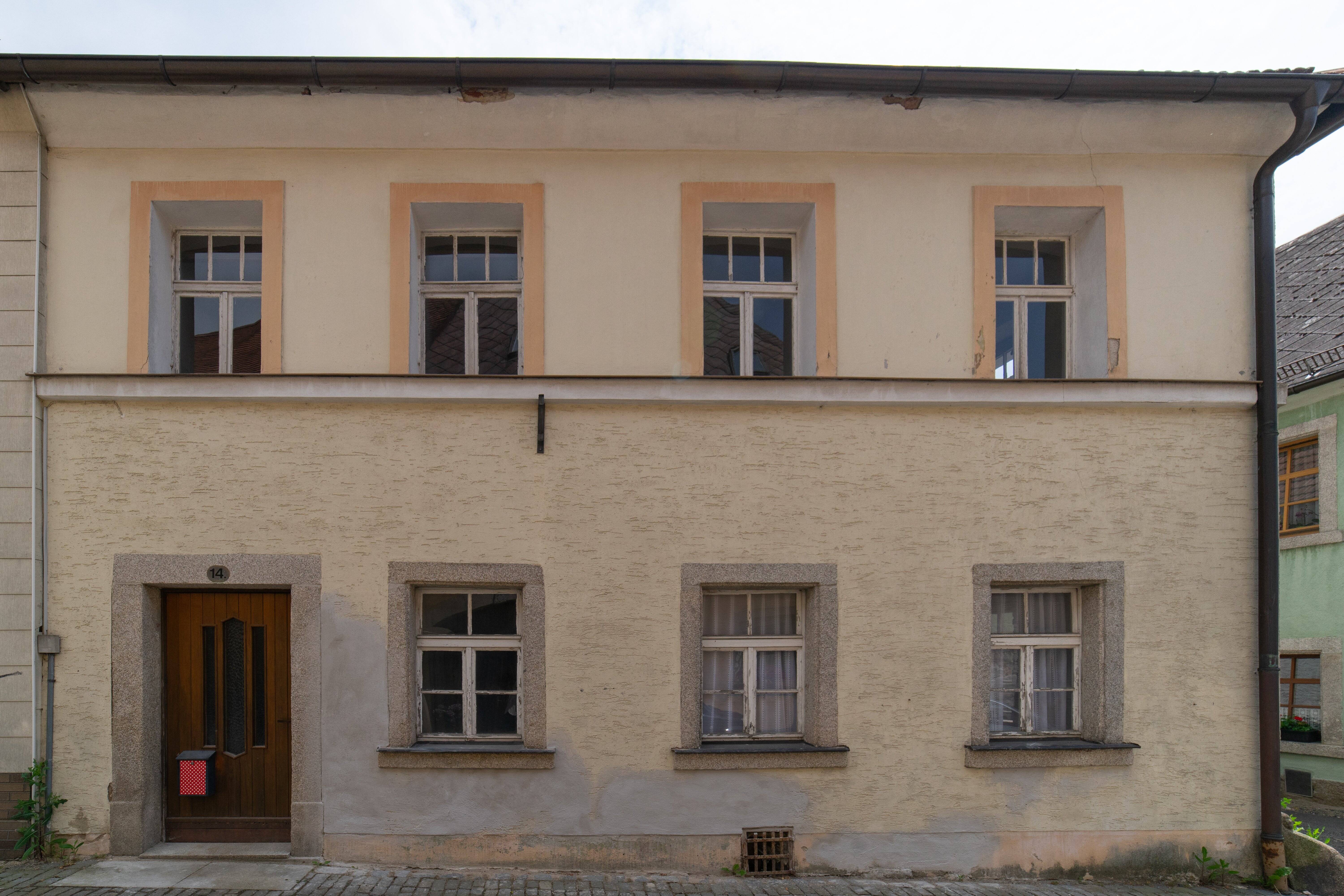 image-72711511