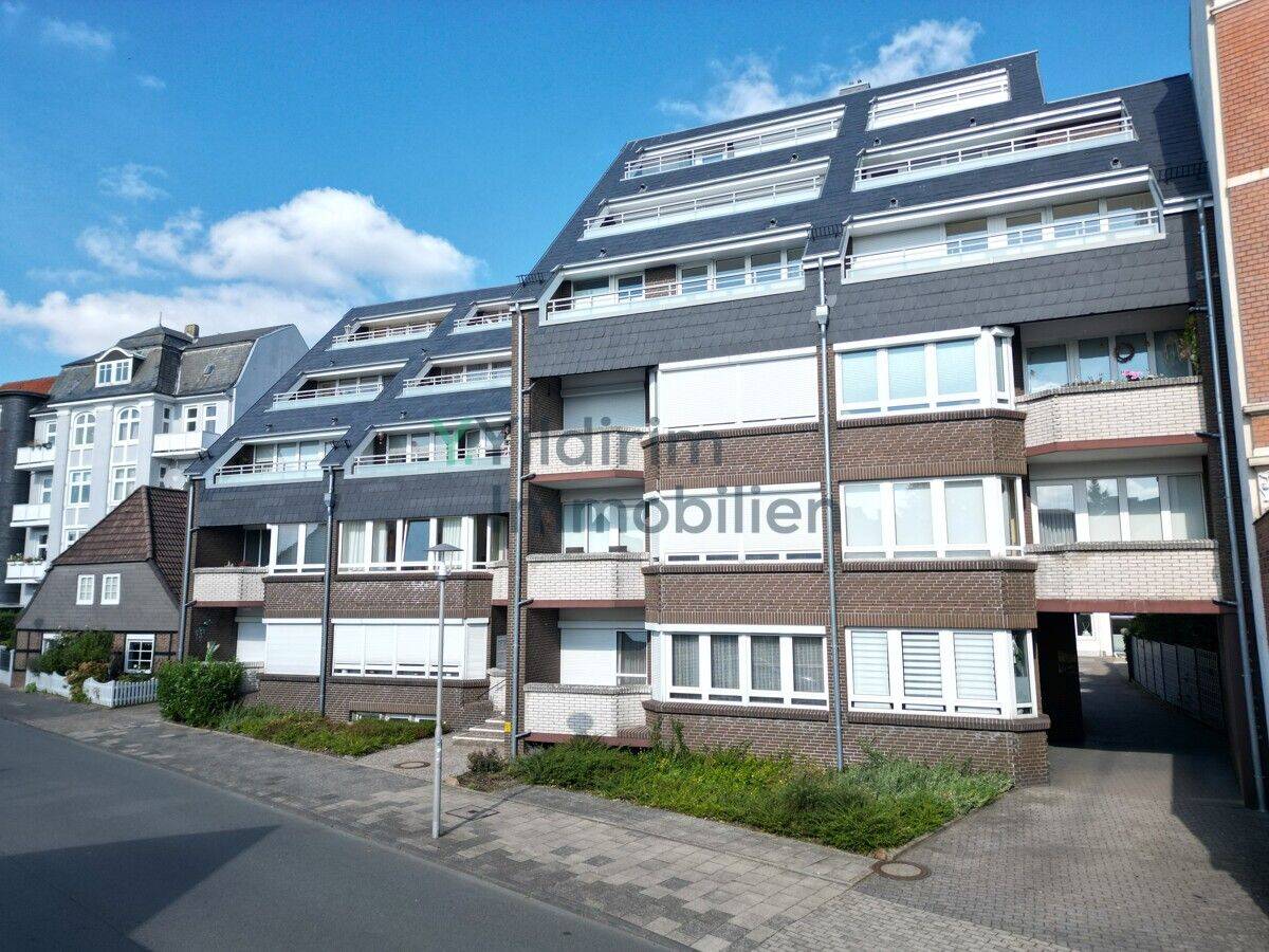 Attraktive 2-Zimmer-Wohnung mit Seesicht in bester Lage des Lotsenviertels, 27472 Cuxhaven