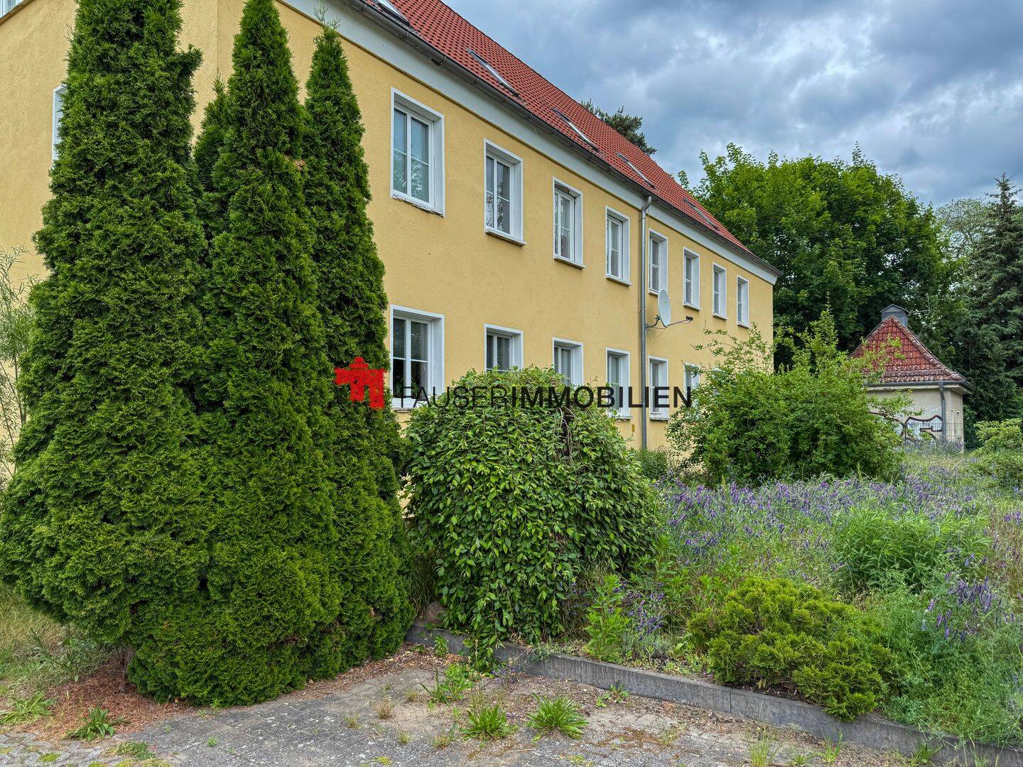 MEHRFAMILIENHAUS MIT ENTWICKLUNGSPOTENZIAL IN BERLIN-BUCH, 13125 Berlin (Pankow Buch Französisch Buchholz Karow)