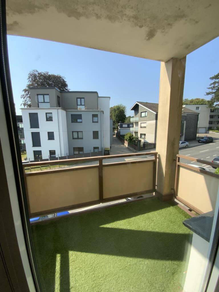 Wenn nicht hier, wo dann und sogar ein Balkon mit dran., 42897 Remscheid (Lennep)