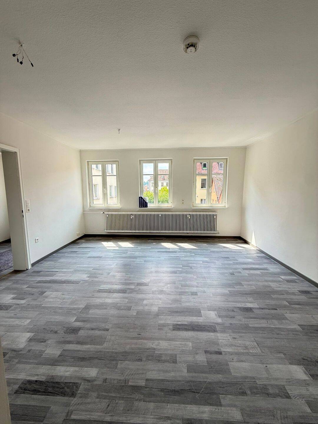 Helle und großzügige 4-Zimmer-Wohnung, 91522 Ansbach