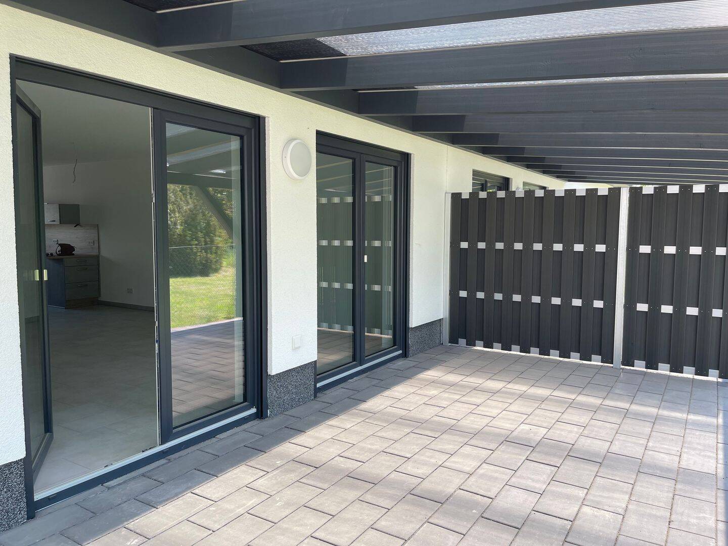 NEUBAU ERSTBEZUG – Doppelhaushälfte mit Vollbad, Garten+Terrasse und 2 Stellplätze, 14715 Märkisch Luch