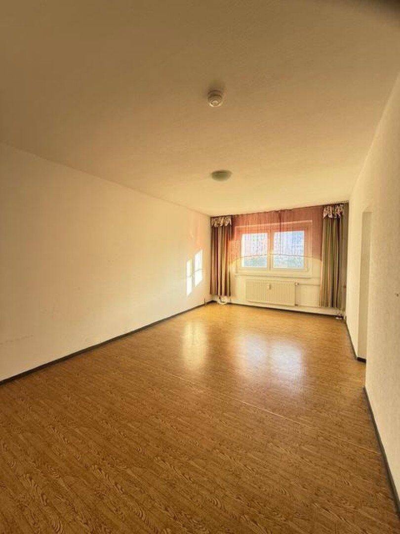 3 Zimmer Wohnung an Selbstnutzer Provisionsfrei, 13059 Berlin (Lichtenberg Hohenschönhausen Kleingartenanlage Falkenhöhe Nord Neu-Hohenschönhausen Wartenberg)