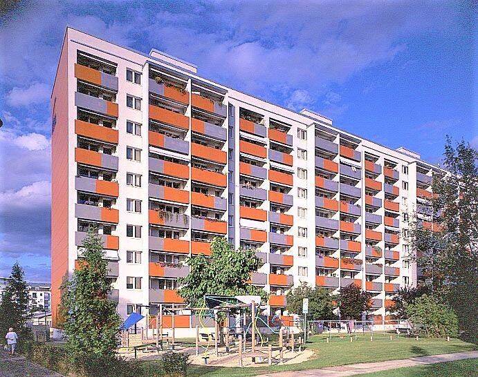 Erstbezug nach Sanierung: 2-Zimmer-Wohnung mit Balkon in Johannstadt!, 1307 Dresden