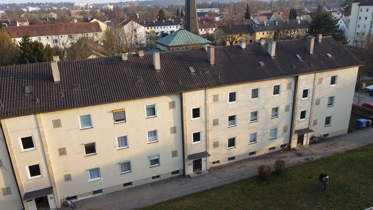 Mehrparteienhaus mit 18 Wohneinheiten in Bahnhofsnähe, 84032 Altdorf (Industriegebiet Wolfgang)