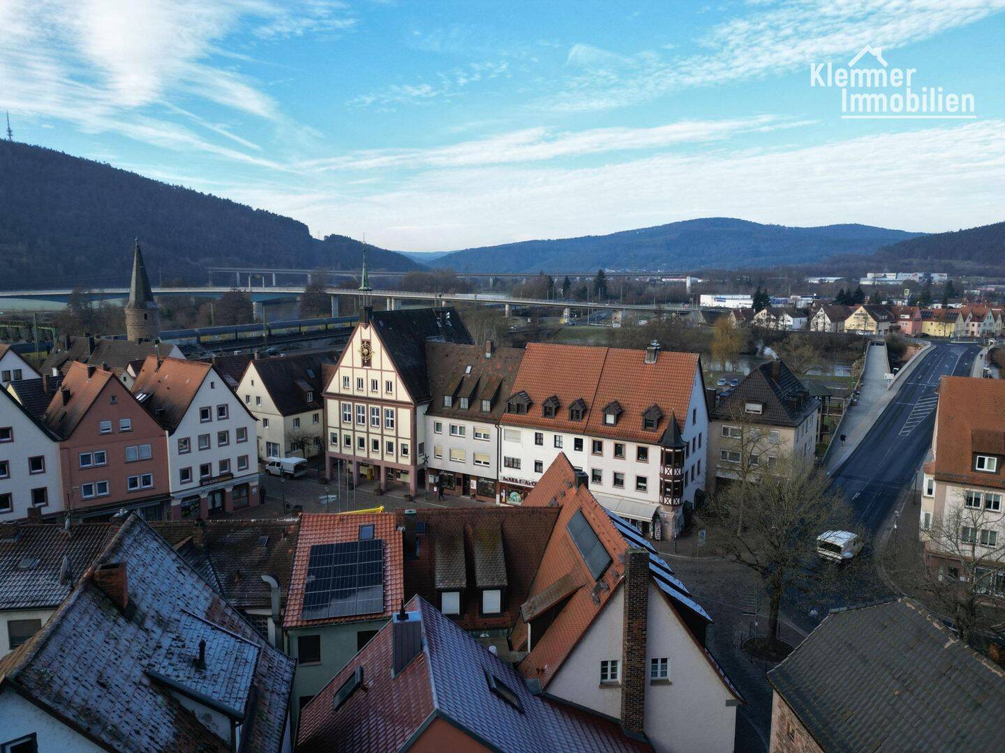 Charmantes Einfamilienhaus mit Altstadtblick und großzügigen Terrassenflächen, 97737 Gemünden a. Main