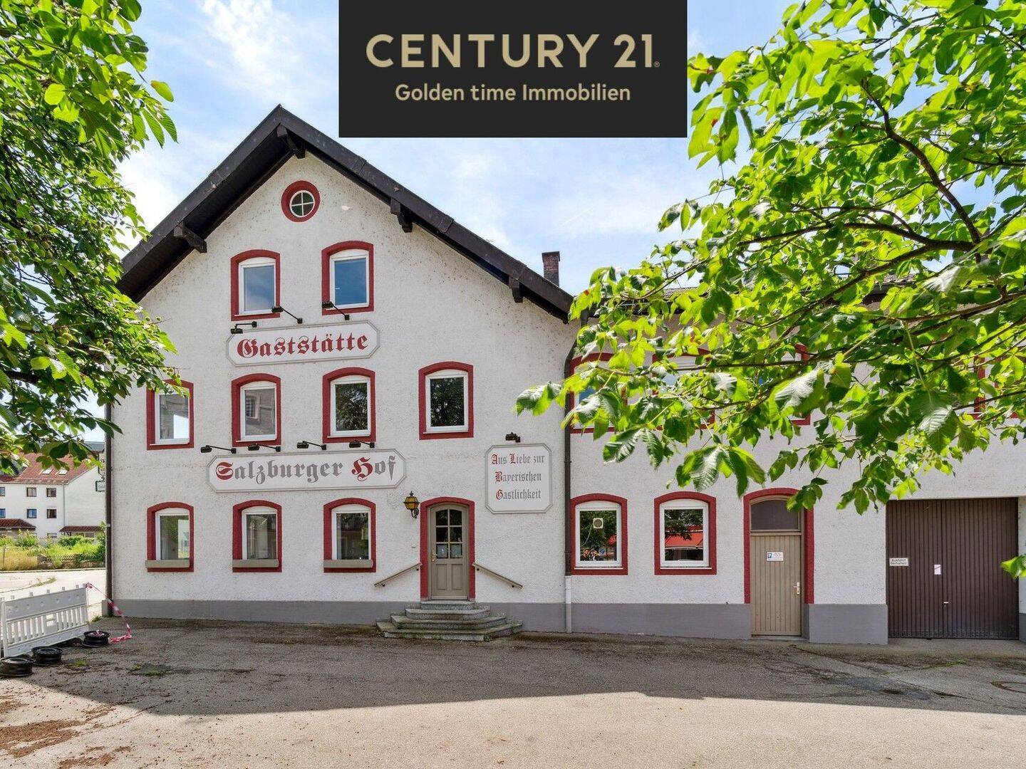 Historischer Salzburger Hof inklusive Entwicklungsgrundstück – seltene Investmentchance in Trostberg, 83308 Trostberg