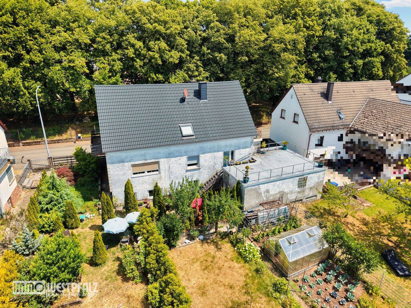 Großzügiges Familienhaus mit 214 m² Wohnfläche und neuem Dach, 66978 Clausen