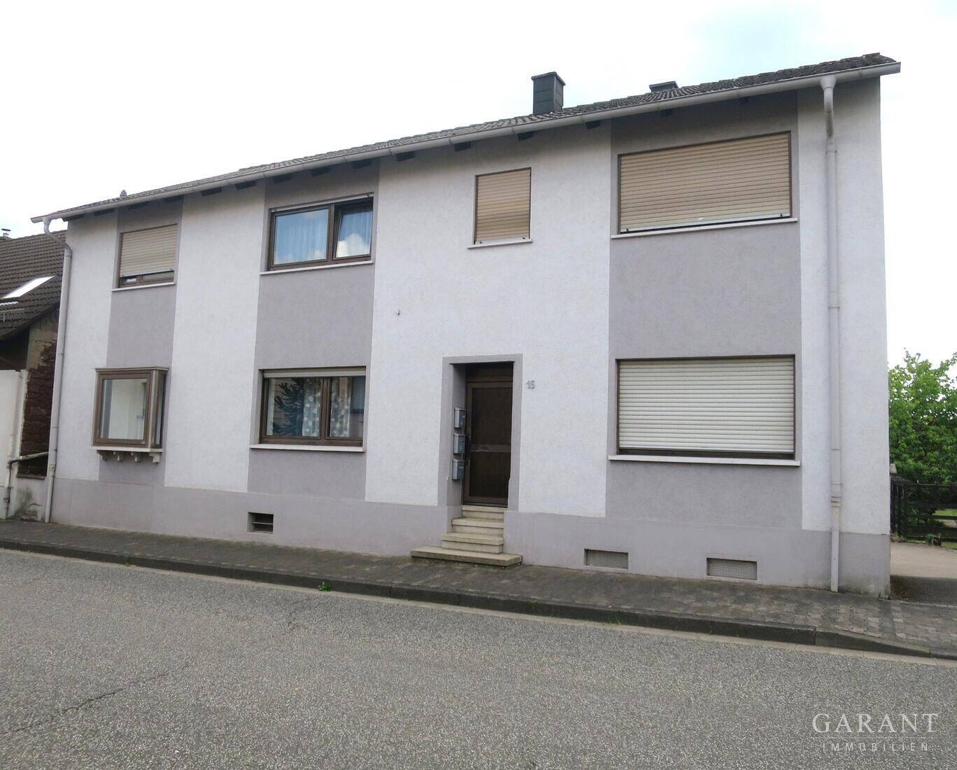Mehrfamilienhaus mit Bungalow – Attraktives Anlageobjekt mit solider Mietrendite, 67686 Mackenbach