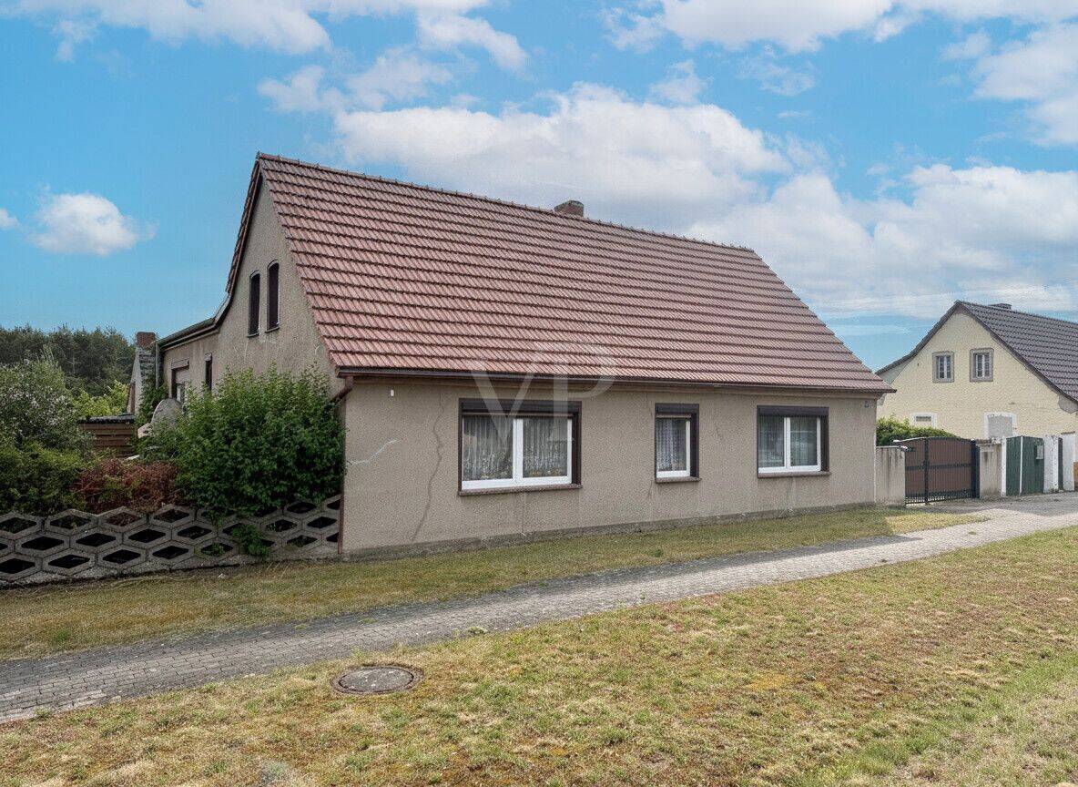 Modernisiertes Einfamilienhaus mit Wärmepumpe und großem Grundstück, 4924 Uebigau-Wahrenbrück
