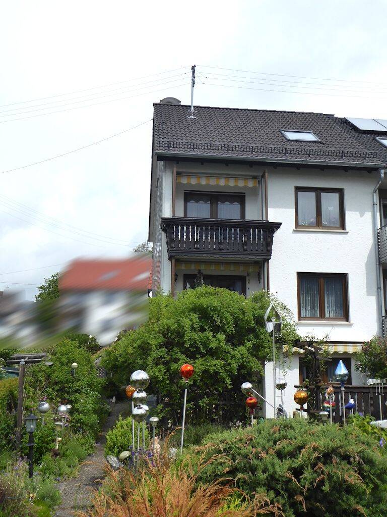 Bezahlbares gepflegtes Reihenendhaus in ruhiger Lage von Schauenstein mit Garten und Garage, 95197 Schauenstein