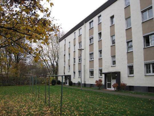 3-Zimmer-Wohnung in Leverkusen Steinbüchel, 51377 Leverkusen (Alkenrath Manfort Schlebusch Steinbüchel)