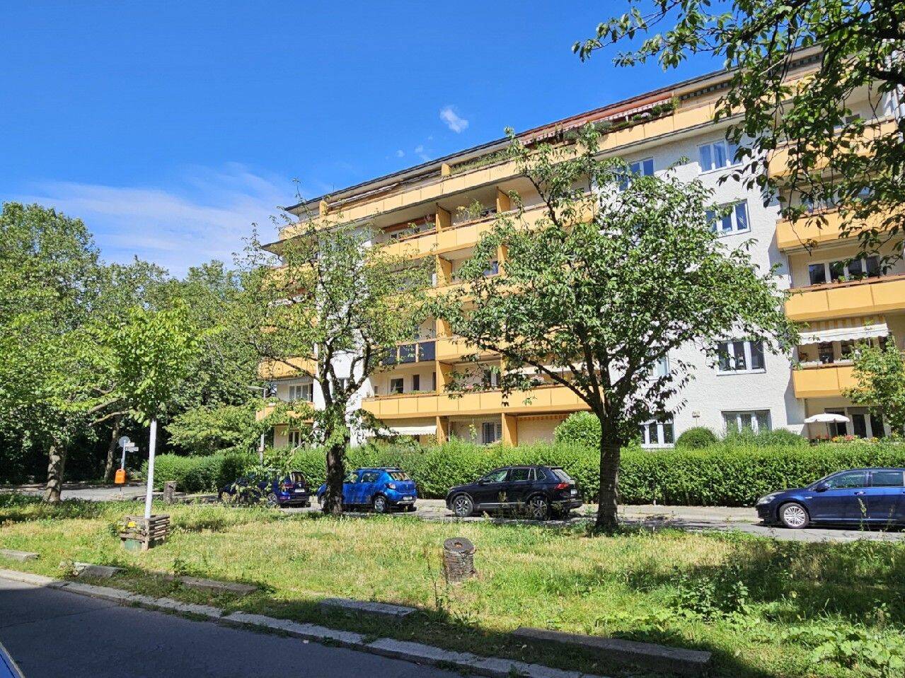 Provisionsfrei ! 2,5 Zimmer ETW in Schöneberger Top – Lage mit zwei Balkonen und Fahrstuhl !, 10825 Berlin (Tempelhof-Schöneberg Schöneberg Wilmersdorf)