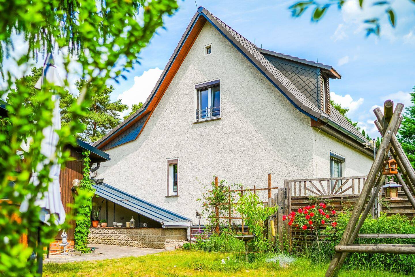 Ruhig wohnen, schnell in Berlin sein, Einfamilienhaus mit Garten und S-Bahn-Nähe, 15827 Blankenfelde-Mahlow