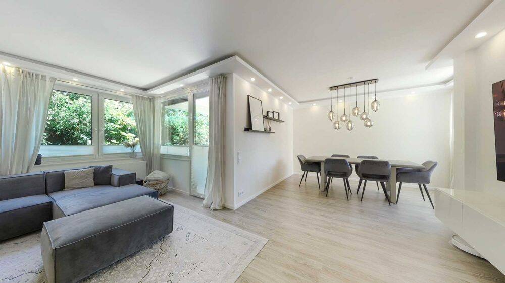 Kernsanierte 4-Zimmer-Wohnung mit Neubaugefühl, Terrasse und Fahrstuhl, 22850 Norderstedt