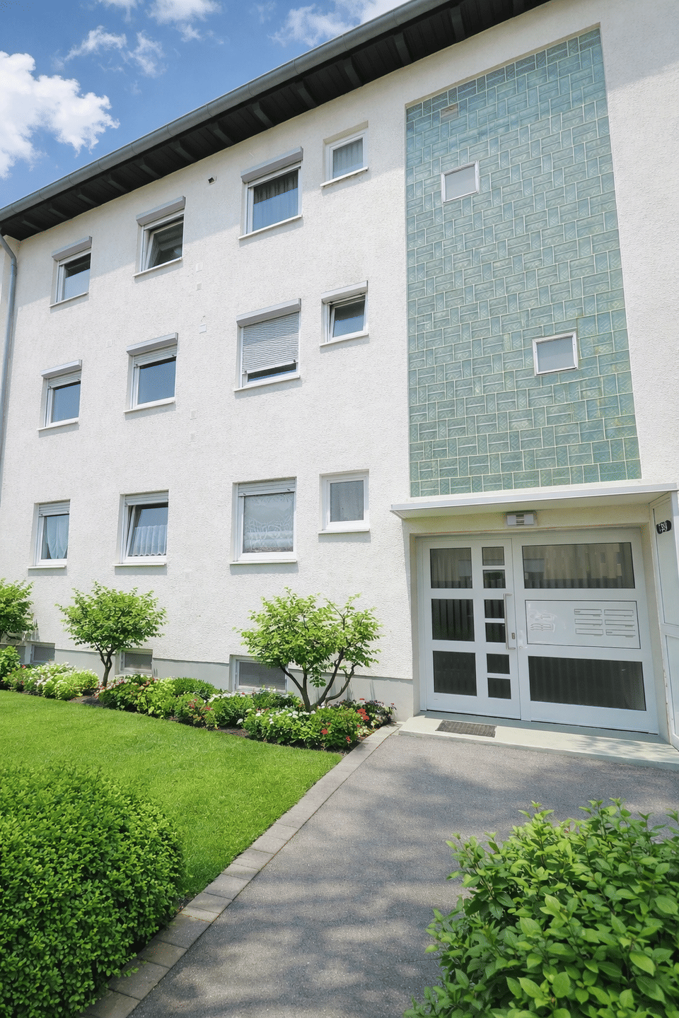 FLUG AB NACH BALKONIEN! GROßZÜGIGE 4-ZIMMERWOHNUNG IN RUHIGER LAGE, 89407 Dillingen a.d. Donau