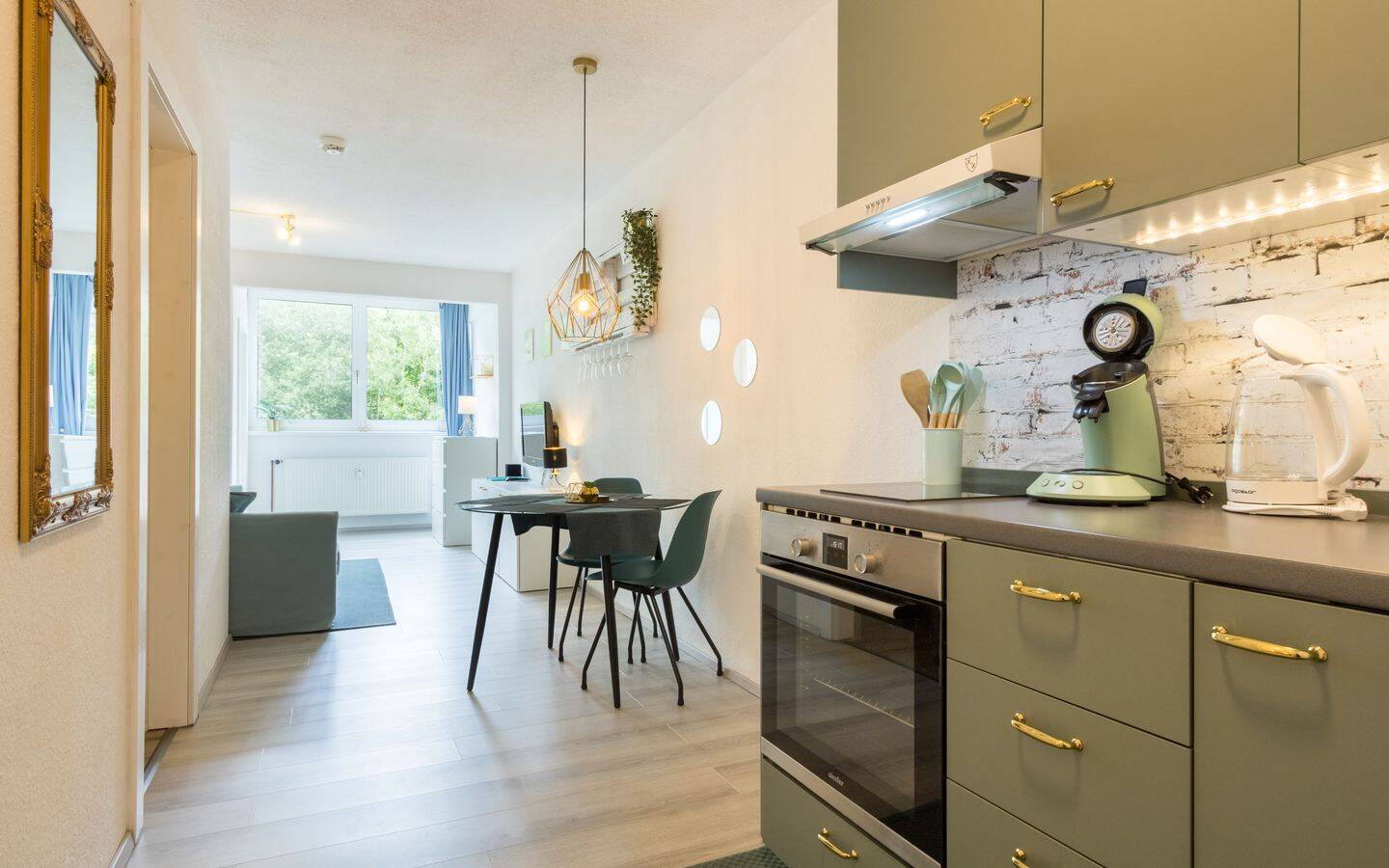 Premium-Ferienwohnung in Schönberg-Holm (saniert & möbliert), 24217 Schönberg (Holstein)