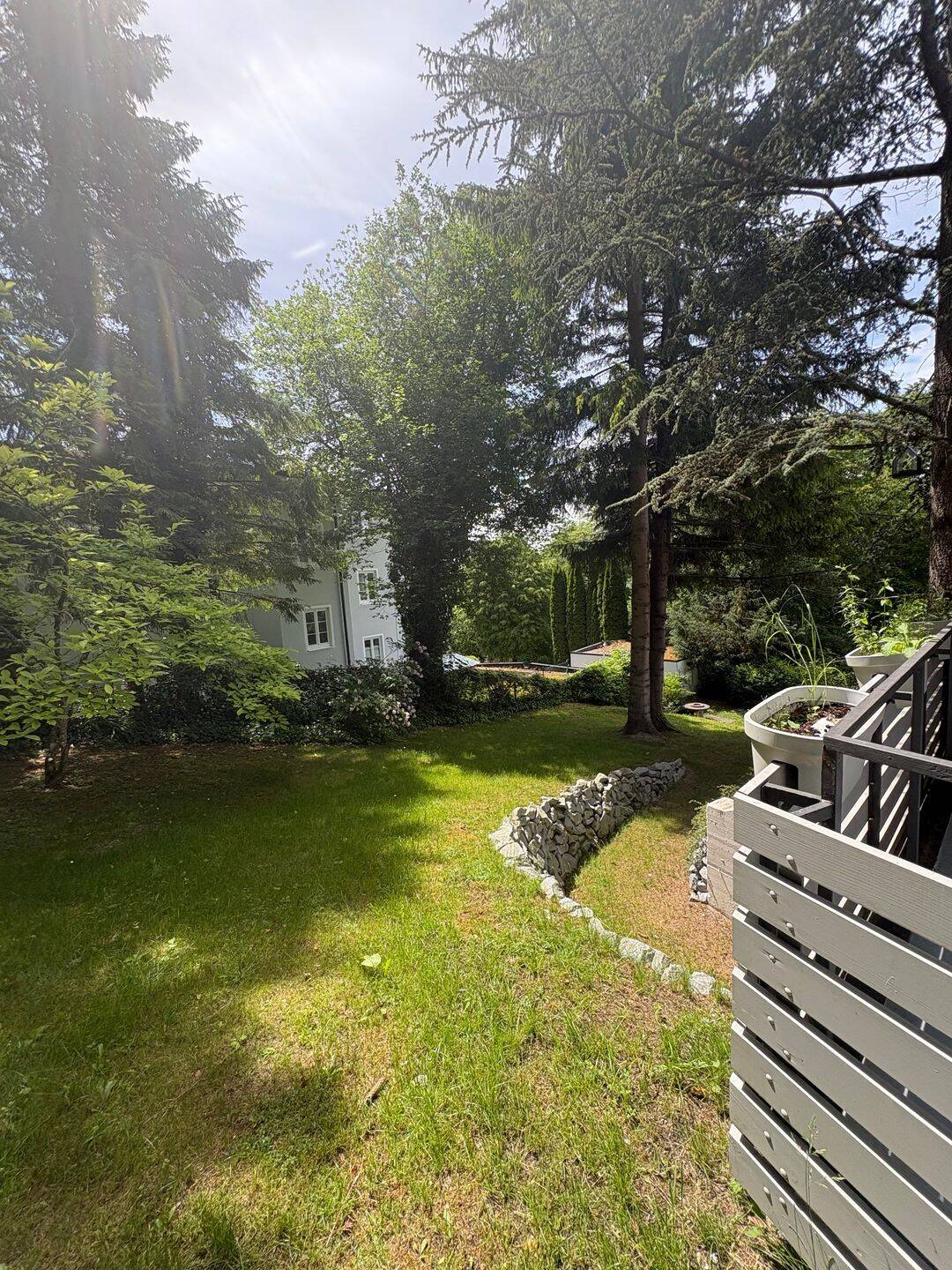 Ruhige 2-Zimmer-Wohnung mit Balkon und direktem Zugang zum schönen Garten in 82335 Berg – Ortsteil am See., 82335 Berg