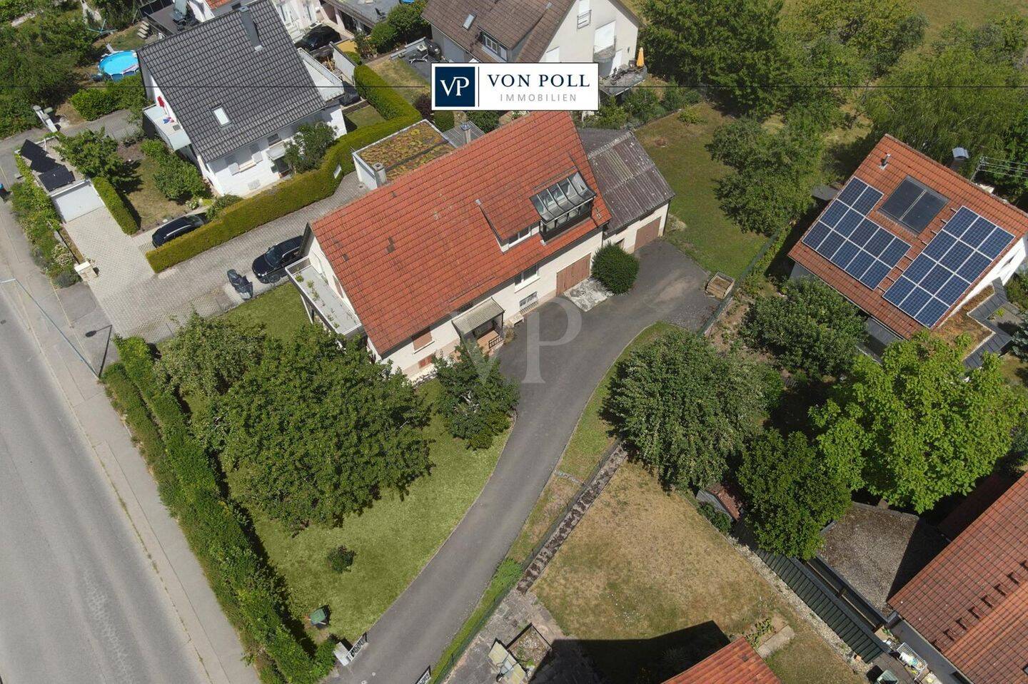 Sanierungsbedürftiges 2-Familienhaus auf großem Grundstück – hier können Sie Ihren Traum gestalten, 71263 Weil der Stadt