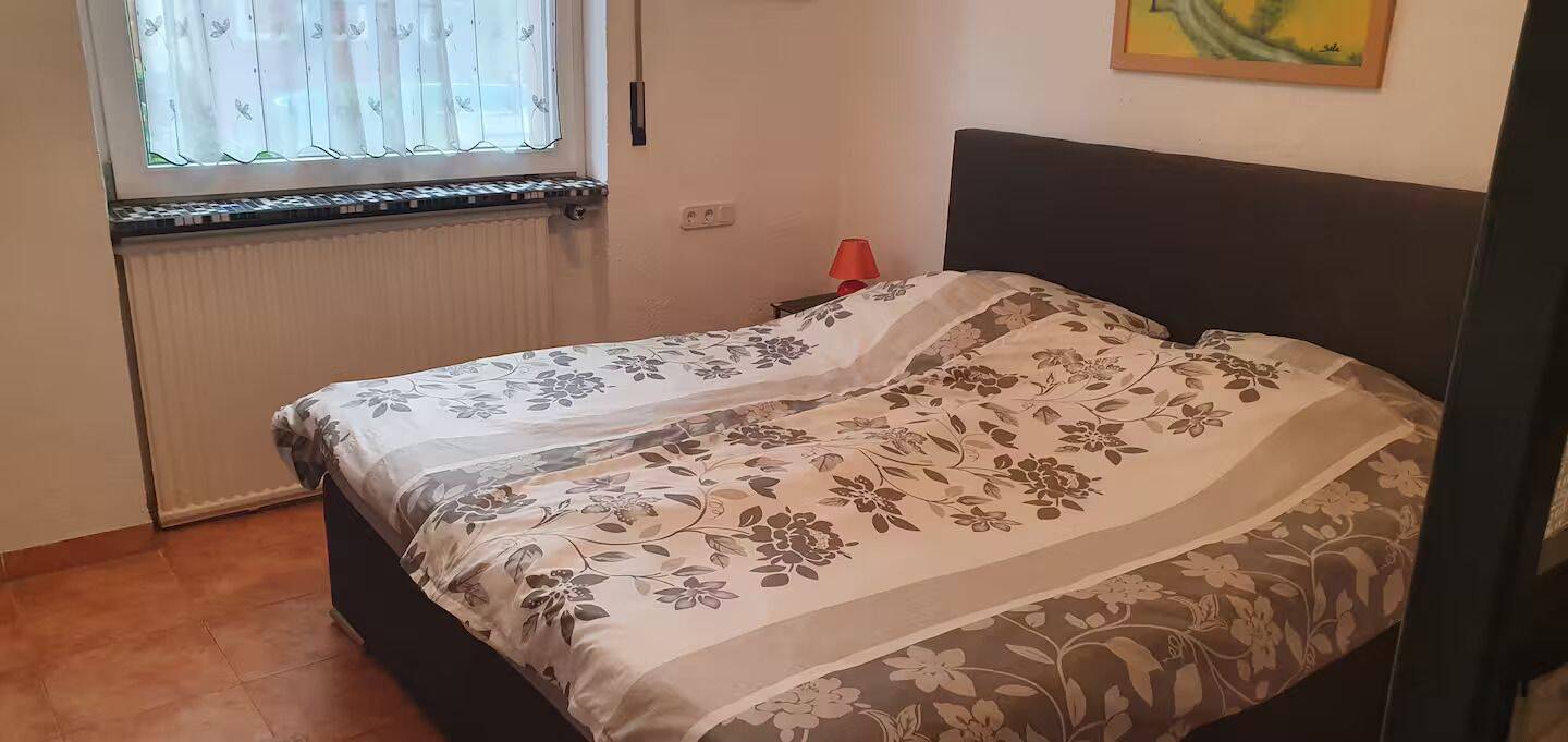 Kürzlich renovierte, möblierte Wohnung, 56073 Koblenz