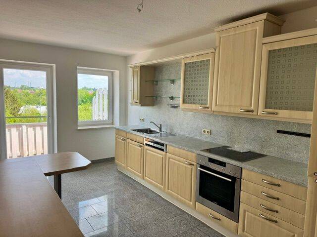 4-Raum Wohnung/Blk. u. Einbauküche in Döbeln, 4720 Döbeln