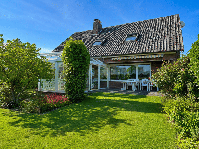 Familienglück im Grünen – großzügiges Zuhause mit Potenzial *4294 G Einfamilienhaus in Gütersloh, 33332 Gütersloh