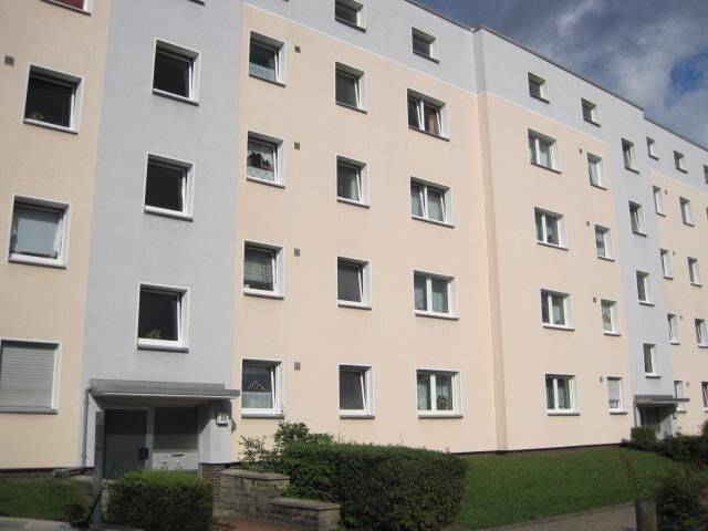 Verkehrsgünstig und doch ruhig gelegene Wohnung mit Wannenbad, 30655 Hannover
