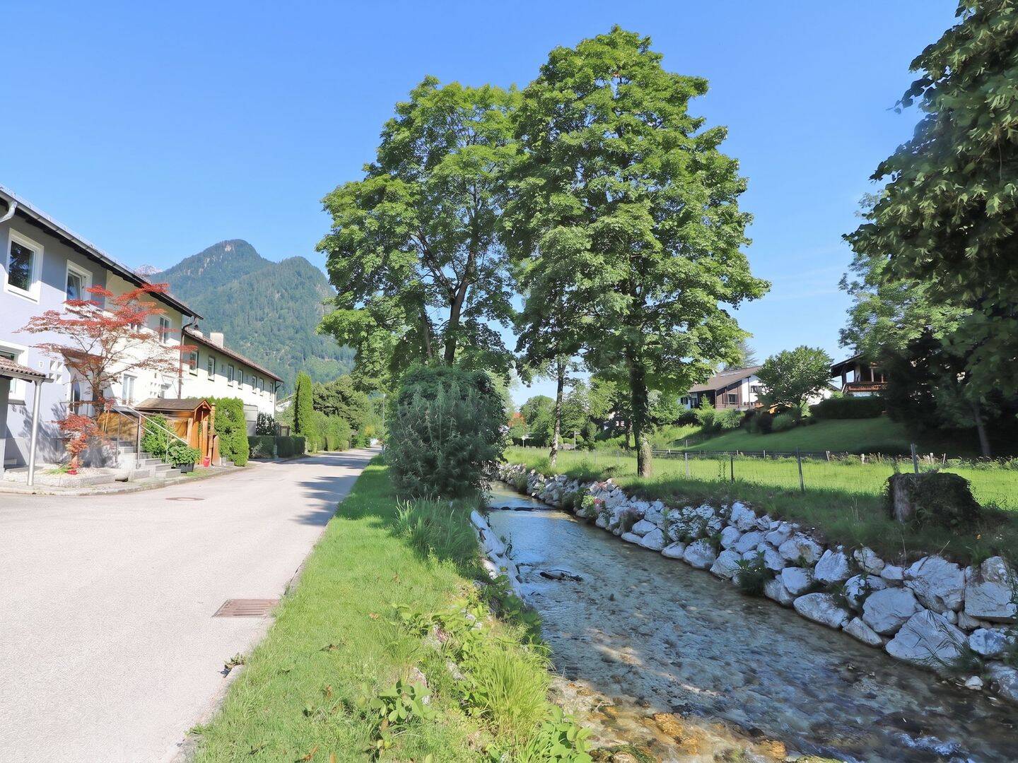 Großzügig wohnen am Mühlbach – zwei bereits verbundene Wohnungen, 83435 Bad Reichenhall