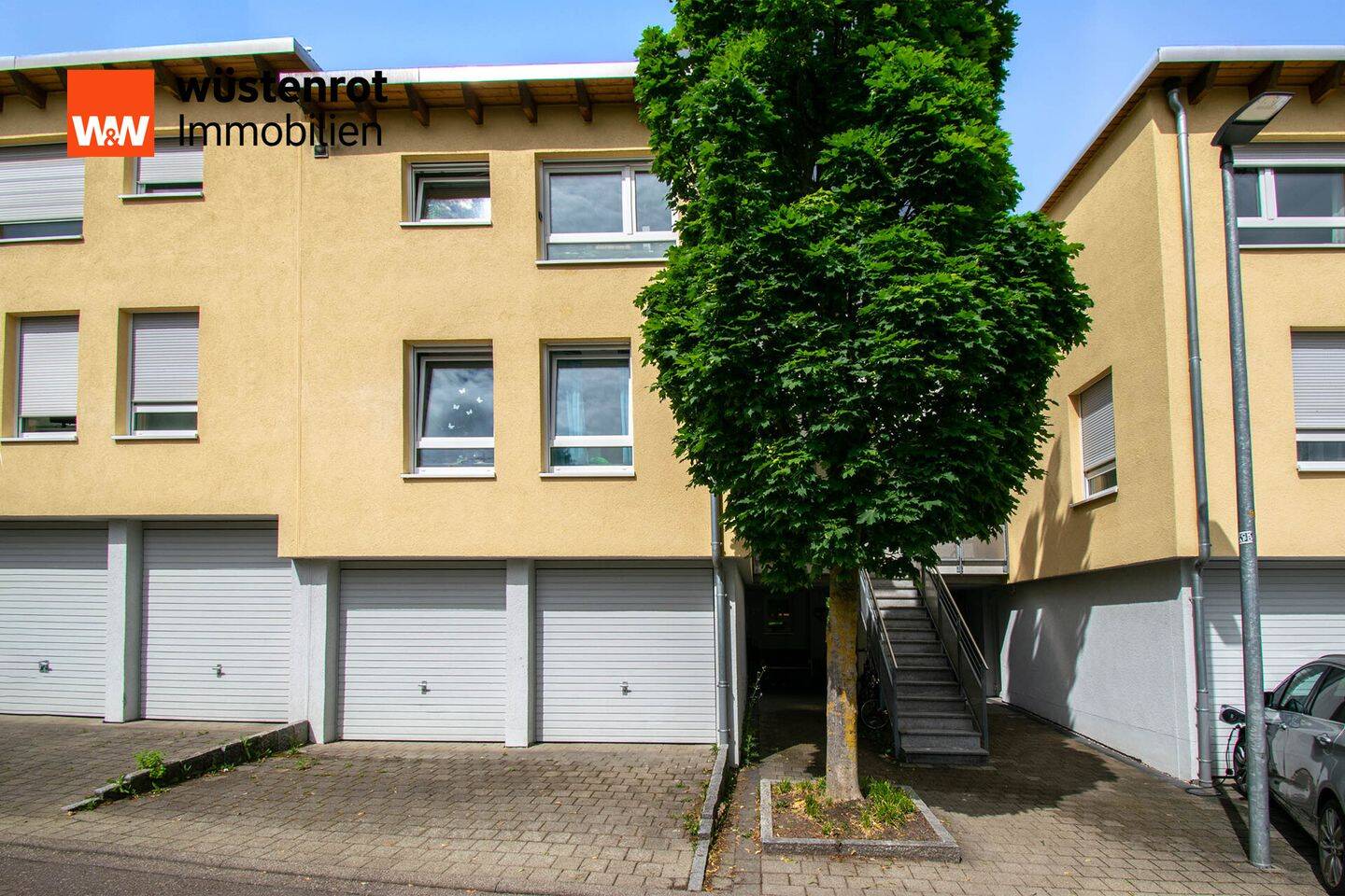 Modernes Pick-up-Haus in der Oststadt – Penthouse-Feeling mit Dachgarten und Sonnenterrasse, 71638 Ludwigsburg