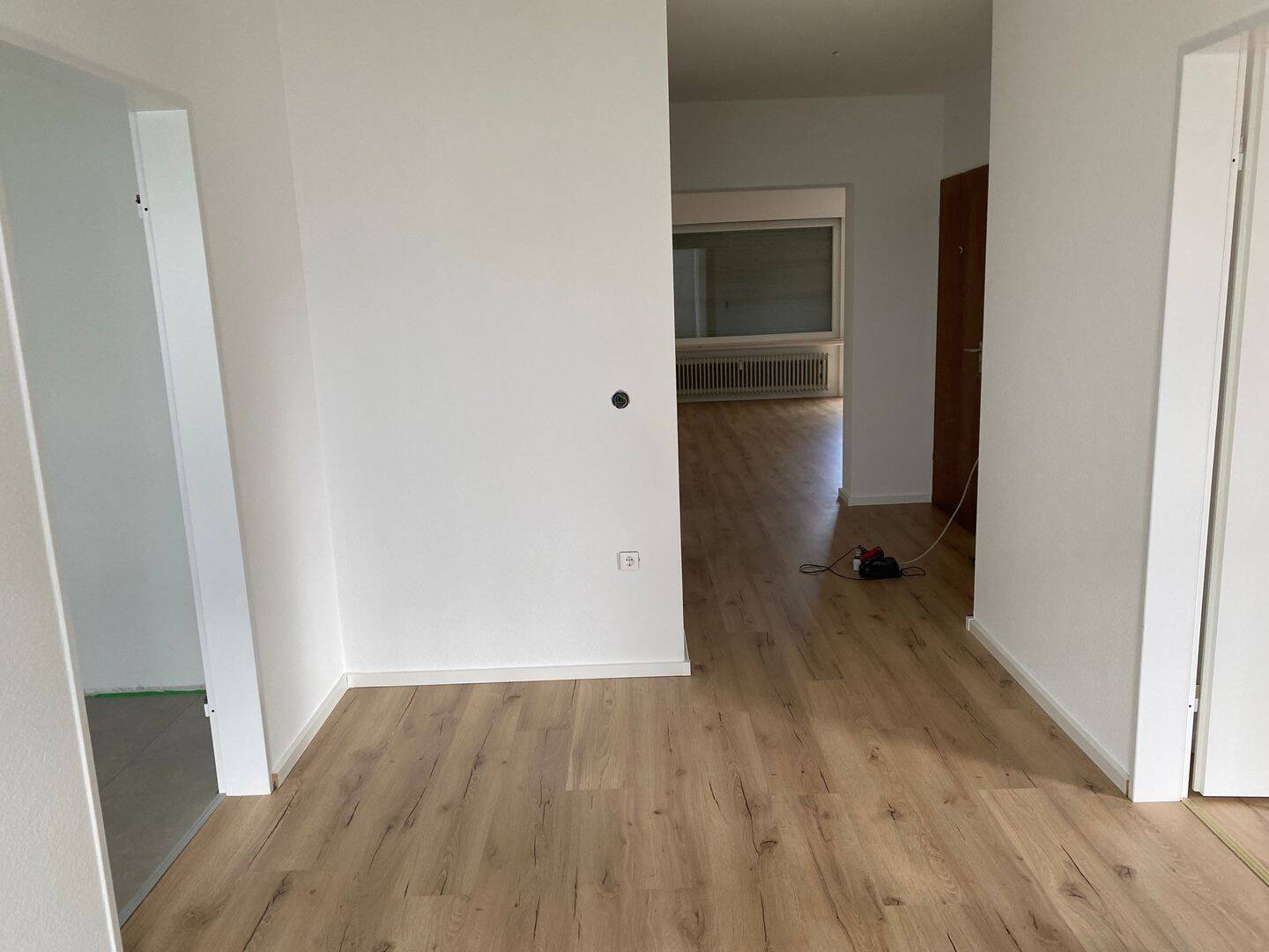 Neu renovierte 3-Zimmer Wohnung für bis zu drei Personen, 76532 Baden-Baden