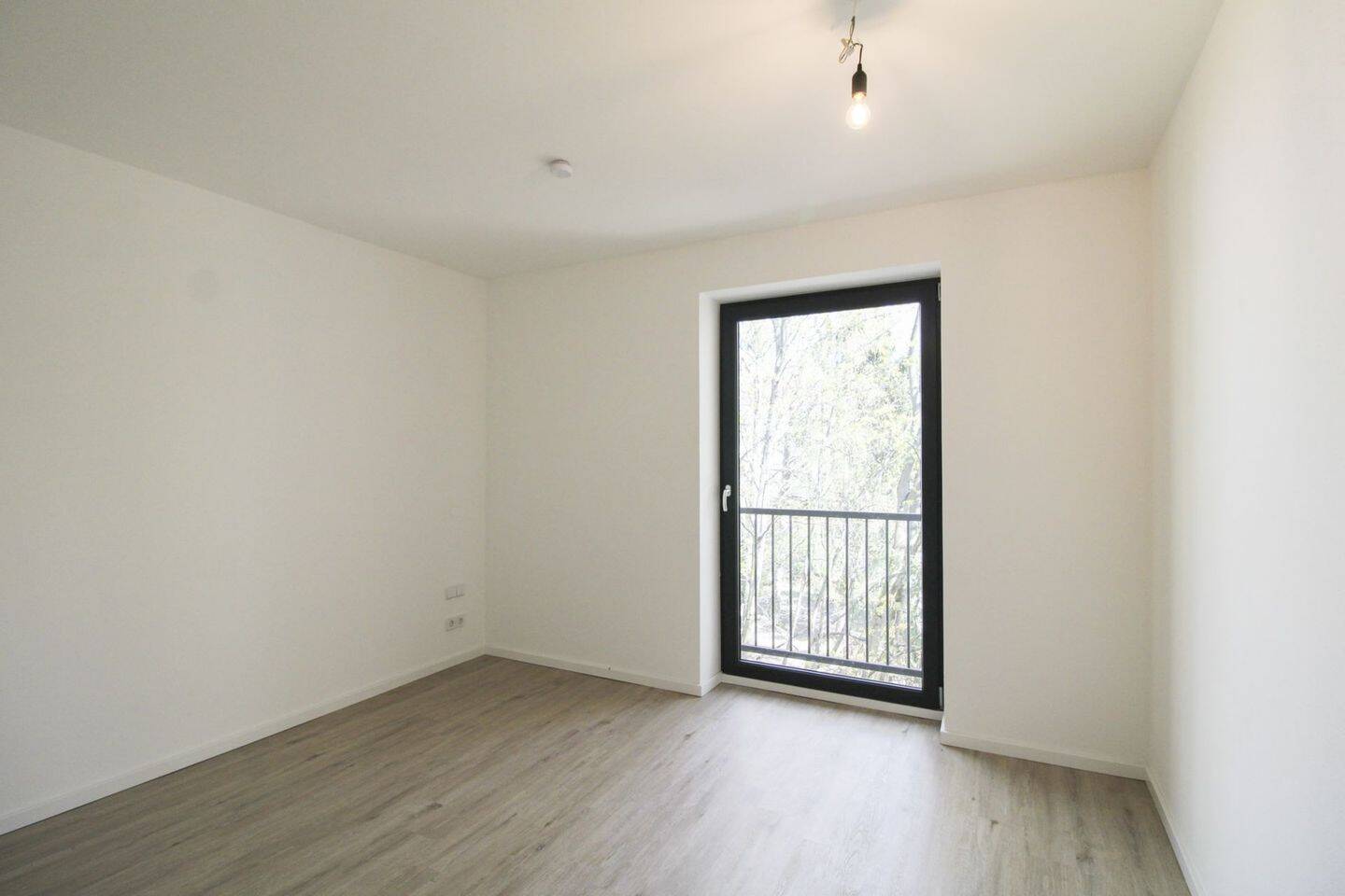 Moderne 2-Zimmer-Wohnung mit Balkon & offenem Wohnkonzept – sofort bezugsfrei in Reinickendorf, 13409 Berlin (Reinickendorf Gesundbrunnen Wedding)