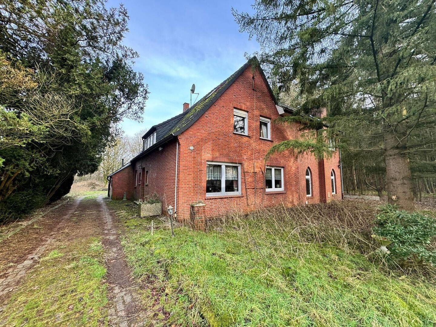 LANDHAUS MIT KAMIN UND FREIRAUM, 26892 Lehe