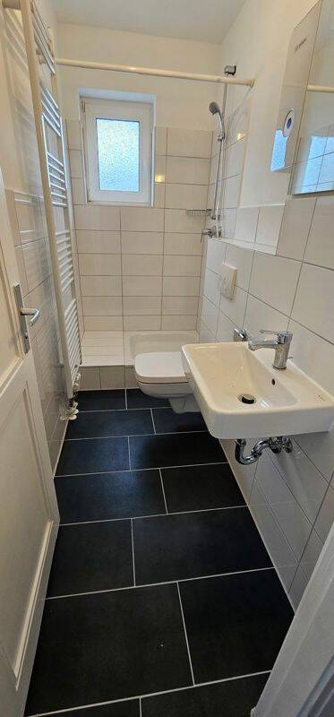 Hier hat jeder Platz: günstig geschnittene 2-Zi.-Wohnung frisch saniert, 24143 Kiel (Gaarden-Ost Gaarden-Süd)