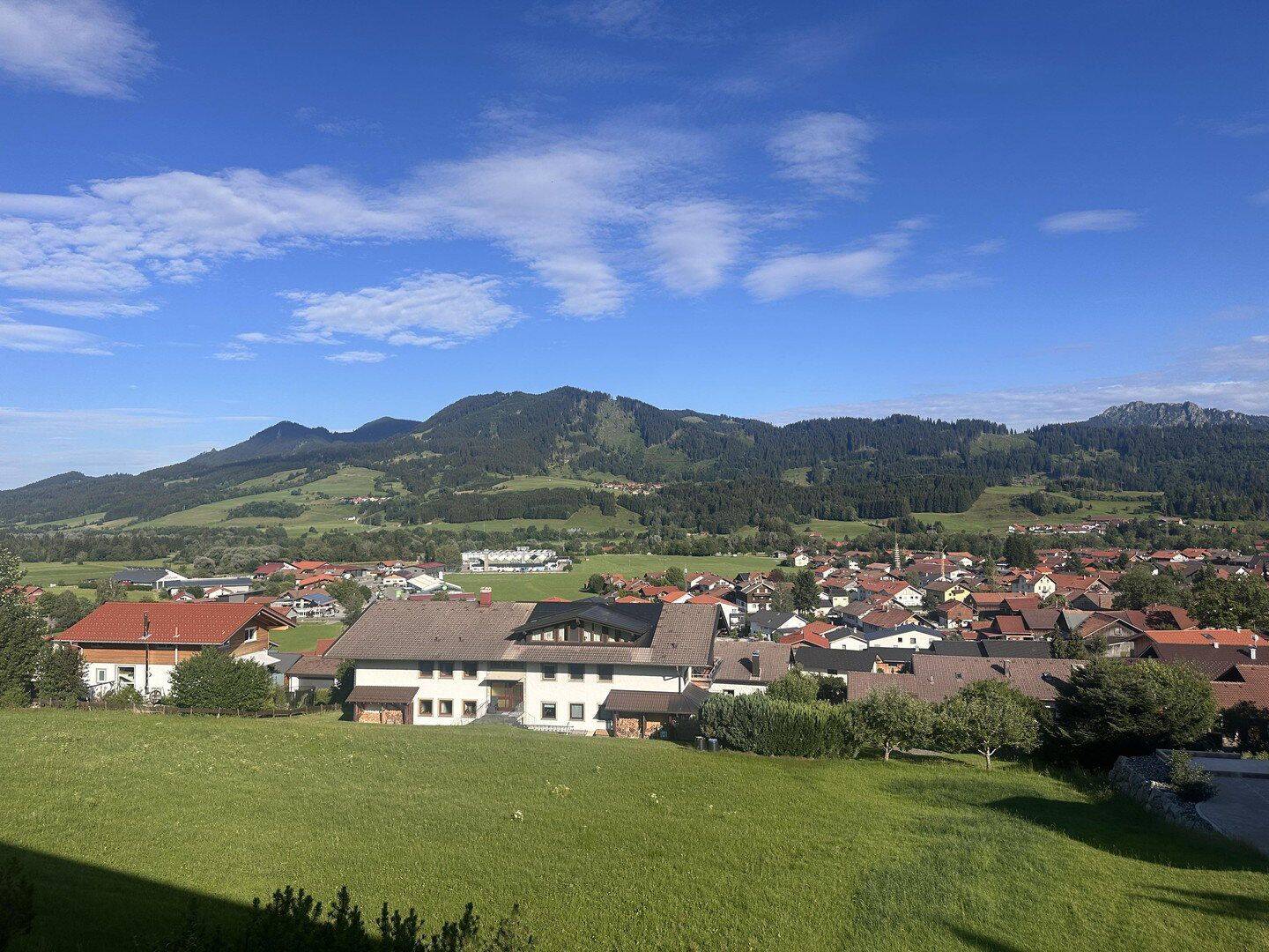 Wohnen mit Panoramablick – gepflegte 2-Zimmer-Wohnung in erhöhter Lage von Wertach, 87497 Wertach
