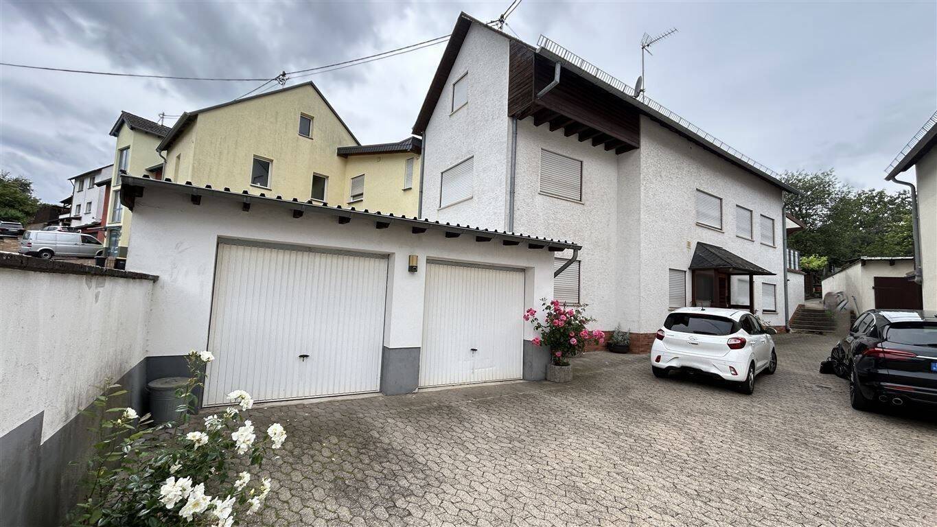 Großzügiges Familienhaus in ruhiger Wohnlage, 56332 Wolken